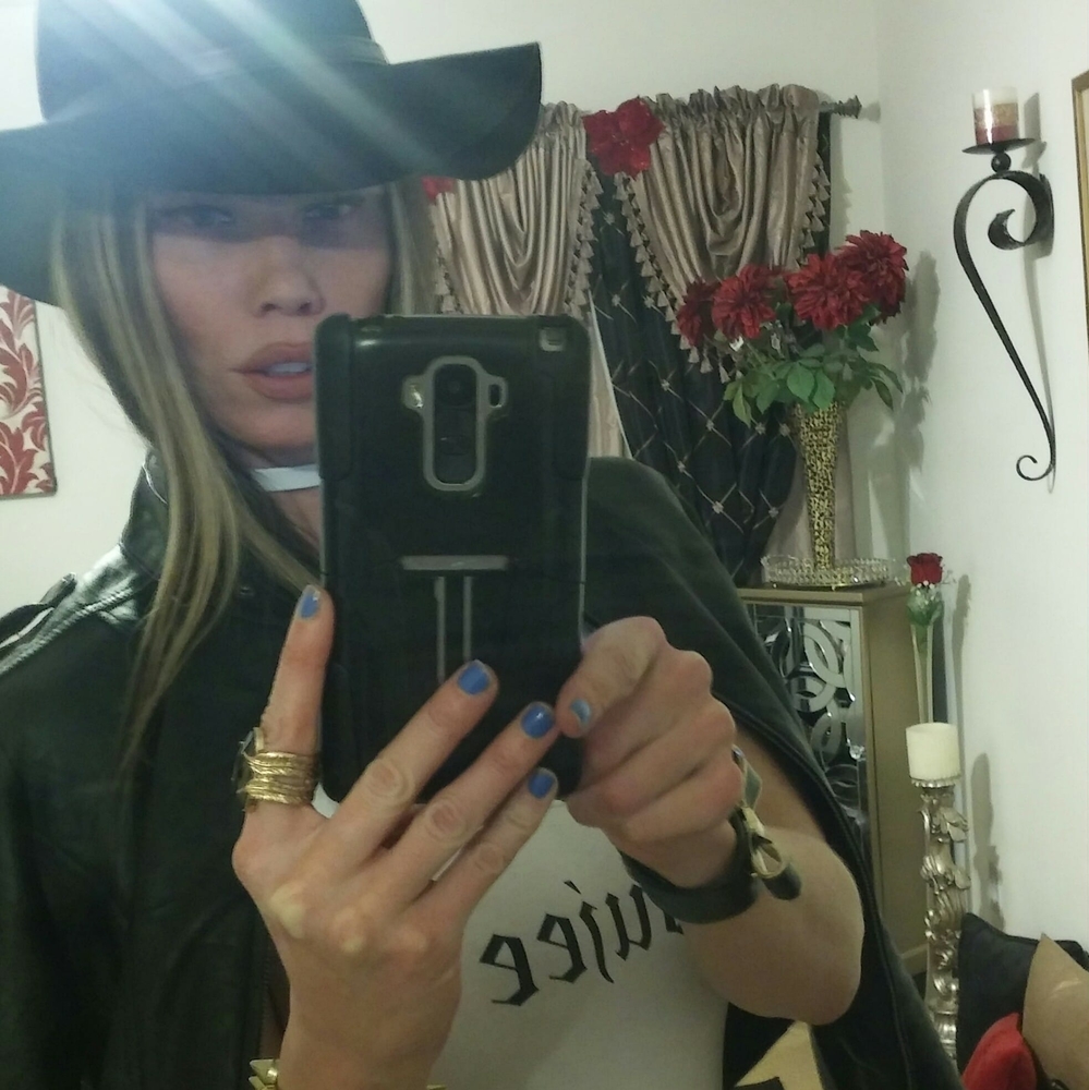 Meet your Posher, Mary